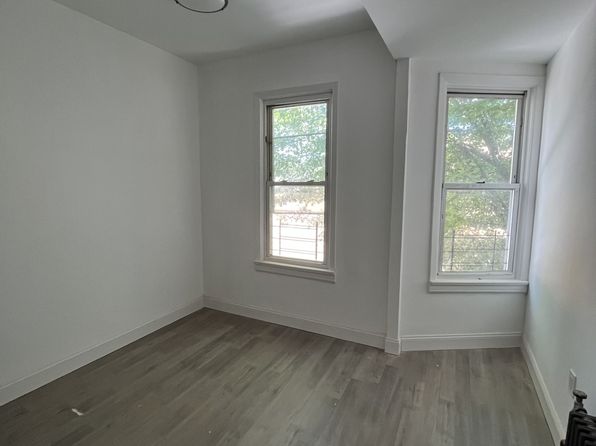 1911 Matthews Ave APT 2