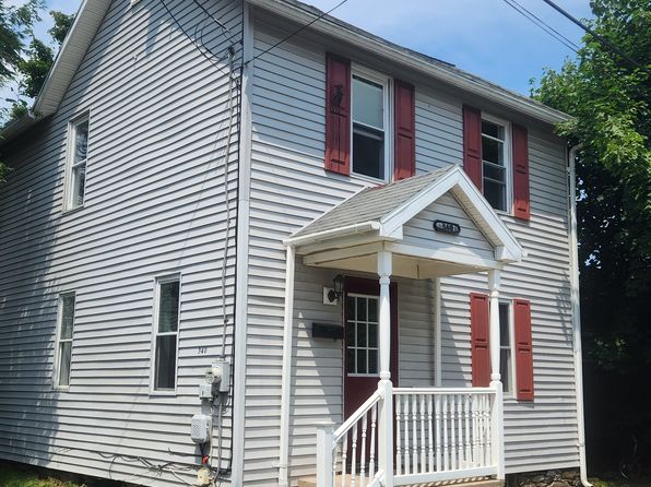 340 Mountain Ave