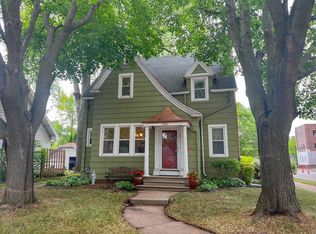 1500 Jackson St, Oshkosh, WI 54901