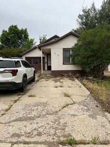1115 W Maple St, Rawlins, WY, 82301