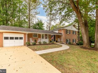 9107 Joyce Phillip Ct, Springfield, VA 22153