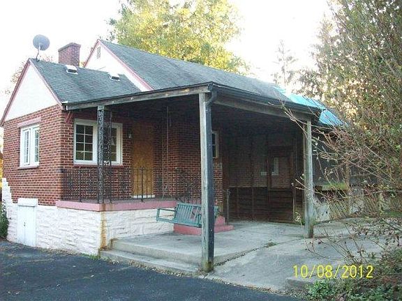 4th image of 7859 W Hyland Ave