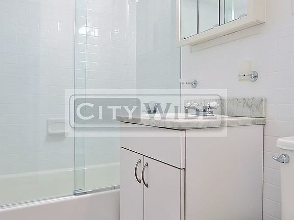 5th image of 405 E 56th St #2F
