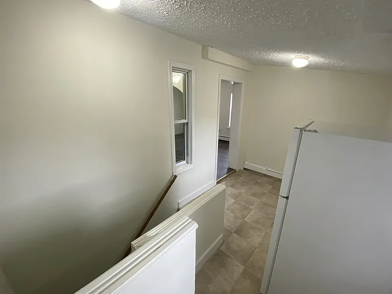 22 Ferry St #2 — Photo 25