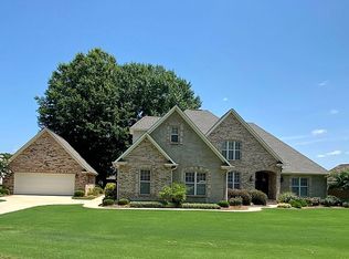 136 Angus Dr, Tupelo, MS 38804