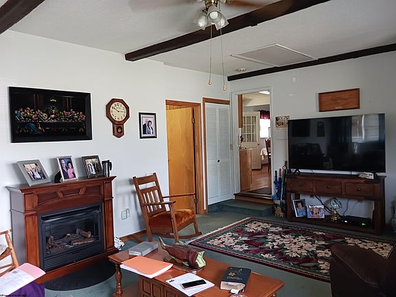 3rd image of 58 Orr St