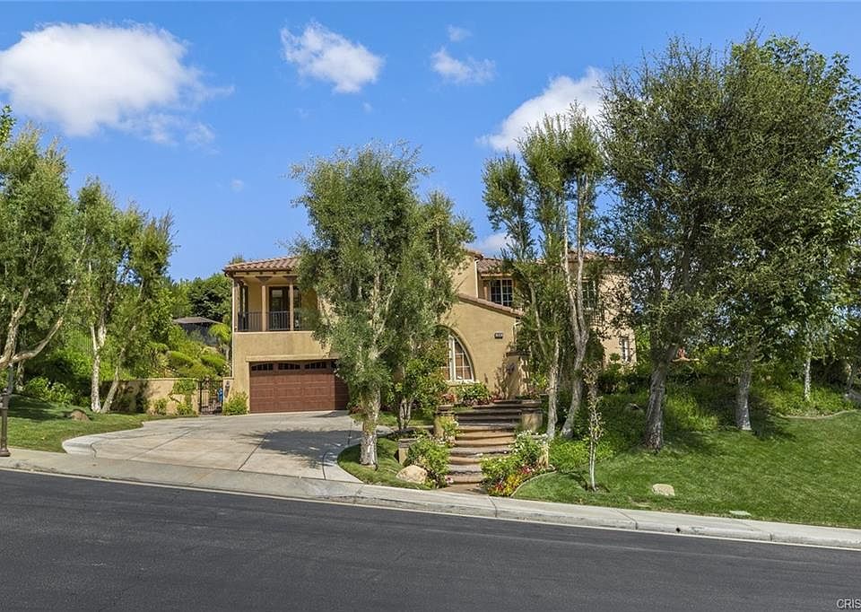 1st image of 26563 Mont Calabasas Dr