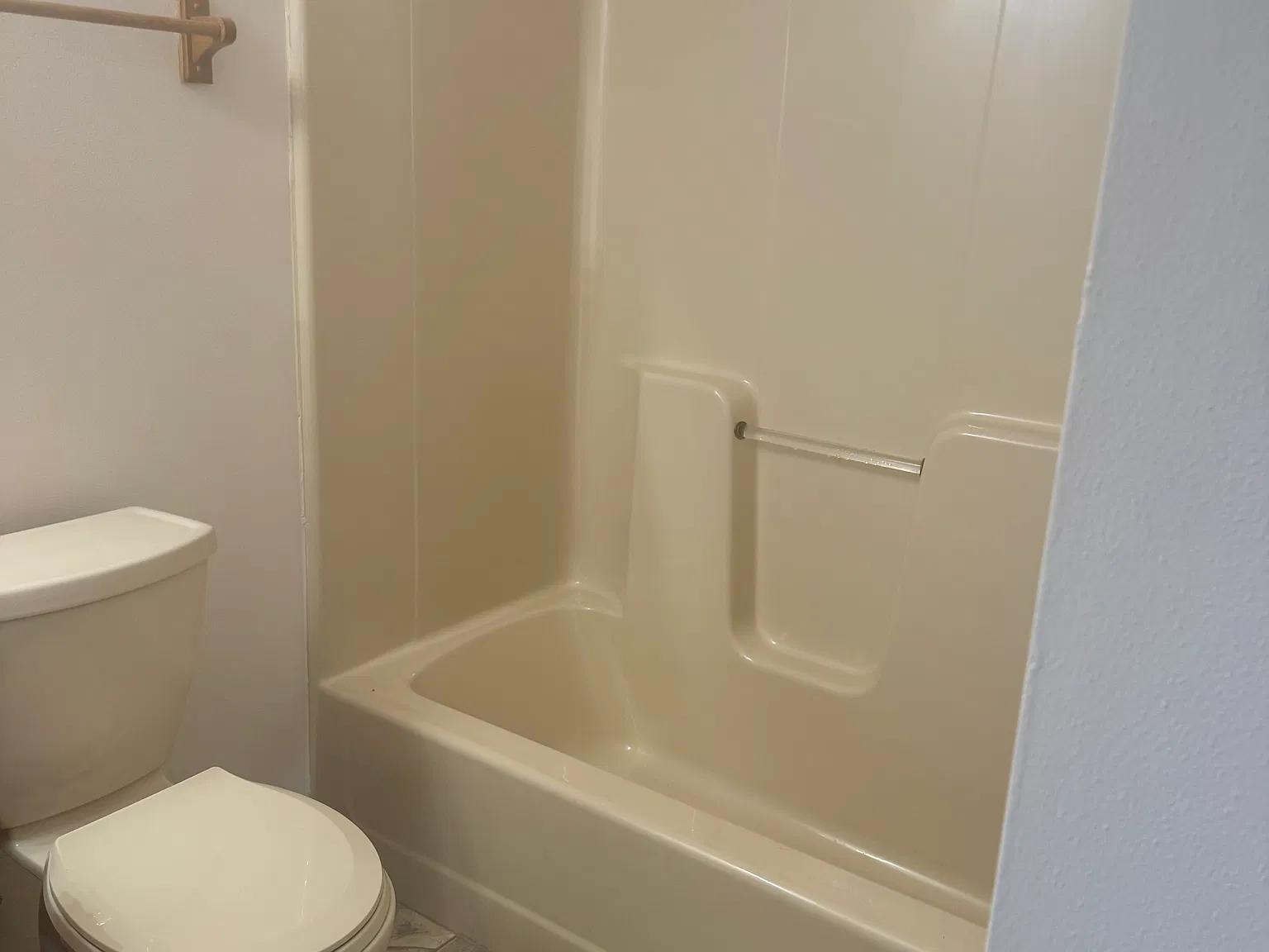 2 bed, 1000 sqft, $1,500 — Photo 4