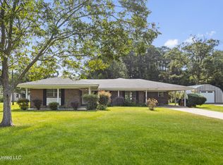4406 Emerson St, Pascagoula, MS 39581