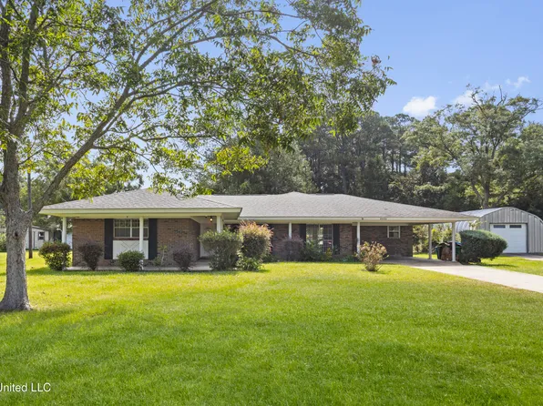 4406 Emerson St, Pascagoula, MS 39581