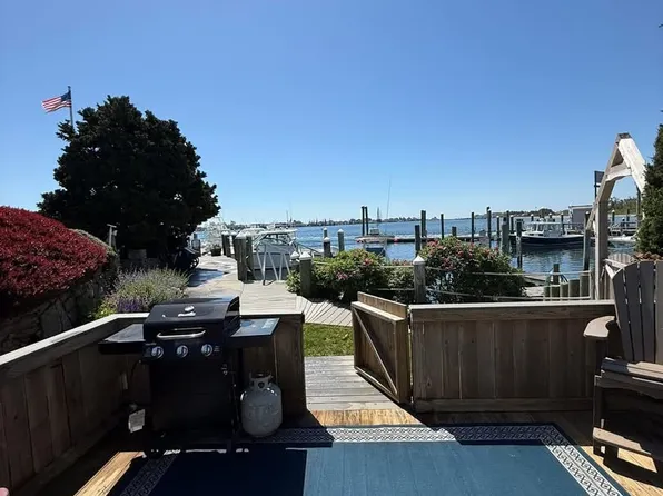 392F Gooseberry Rd #F, Wakefield, RI 02879
