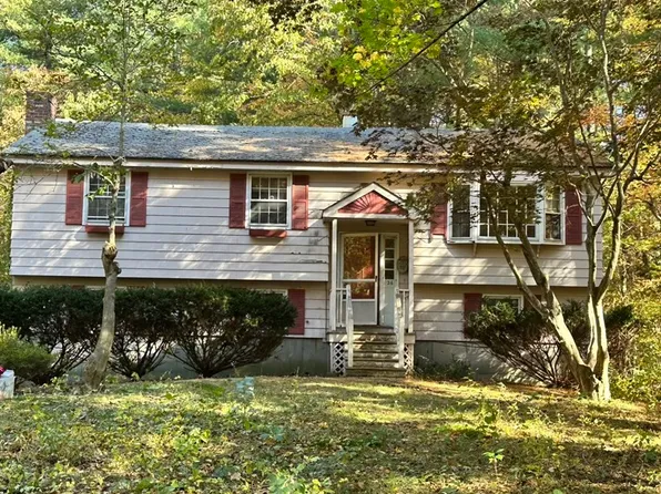 26 Ichabod Ln, Billerica, MA 01821
