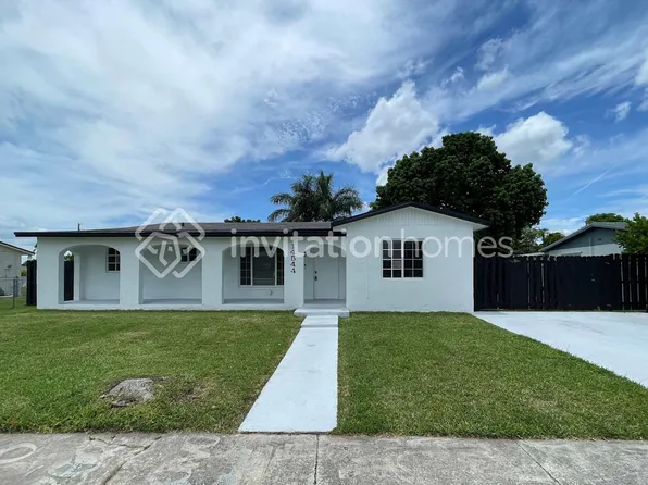 14544 SW 105th Ct, Miami, FL 33176