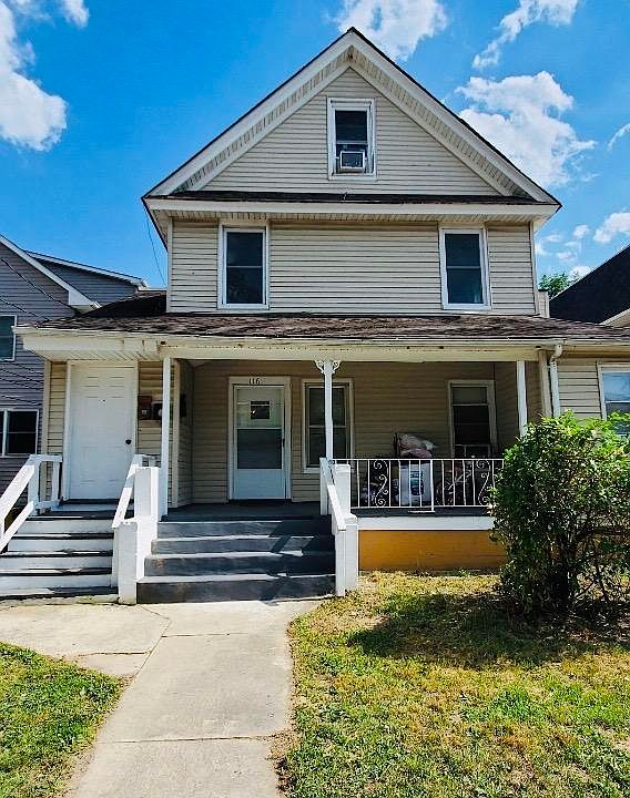 1st image of 116 6th St #2
