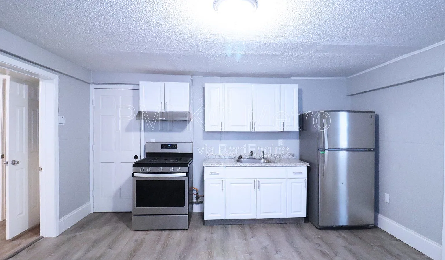 1 bed, 1.0 bath, 700 sqft, $800 — Photo 1