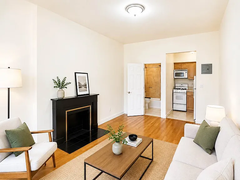 314 W 104th St #2A — Photo 2