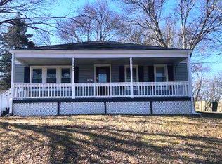 212 Dunham St, Norwich, CT 06360