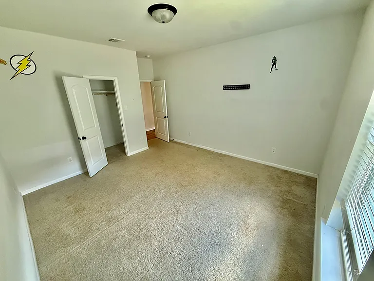 315 Springsteen Ln — Photo 12