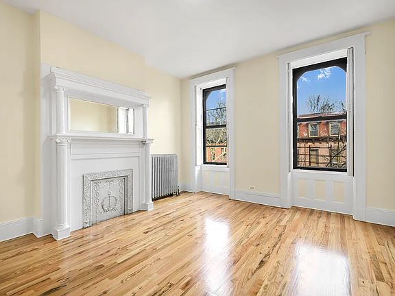 2nd image of 822 Marcy Ave #A