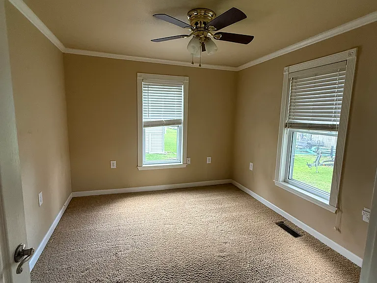 105 Chambers Point #16 — Photo 7