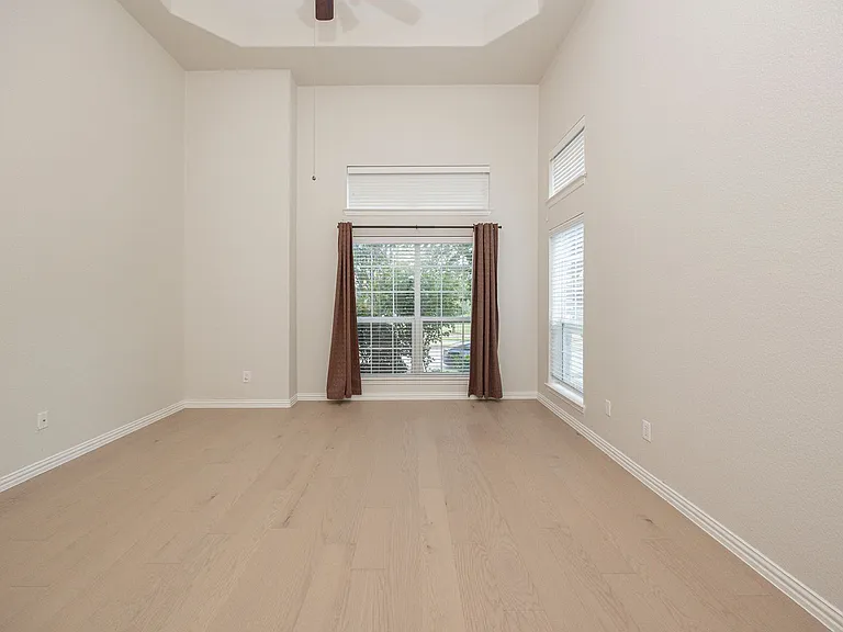 1352 Bentgrass Dr — Photo 19