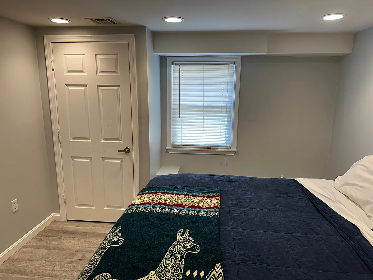 Building Photo - 1251 Atwood Ave #1