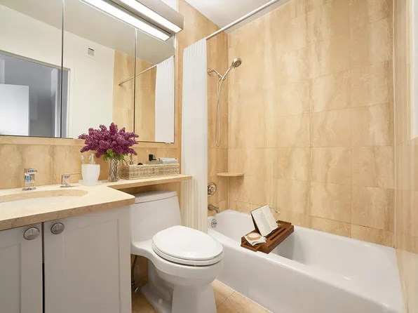 1365 York Avenue image 6 of 11