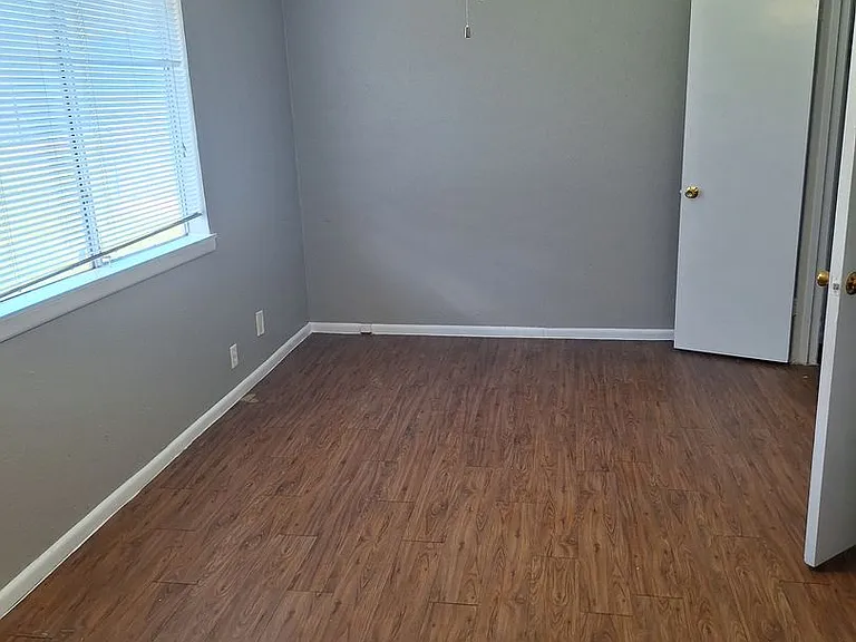 6919 Basilwood Dr — Photo 15