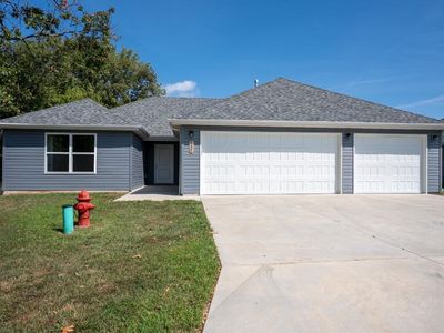 131 Silver Maple Drive, Aurora, MO, 65605