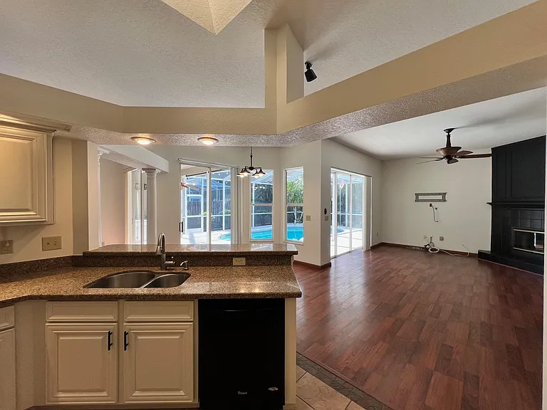 9639 Fox Hearst Rd — Photo 19