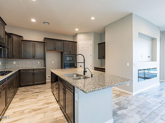 5th image of 4338 E CLIFTON Avenue