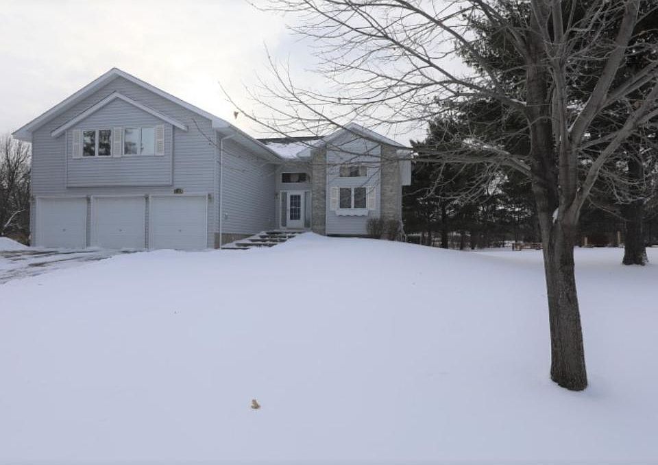 1st image of 1388 Pheasant Hills Dr