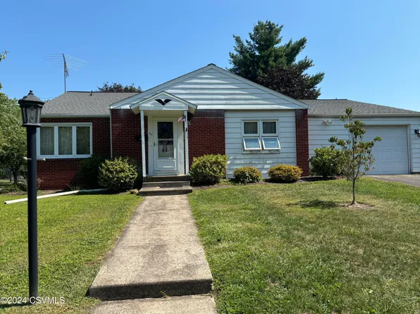 150 Knights Dr, Bloomsburg, PA 17815