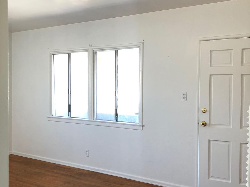1st image of 5623 1/2 Satsuma Ave