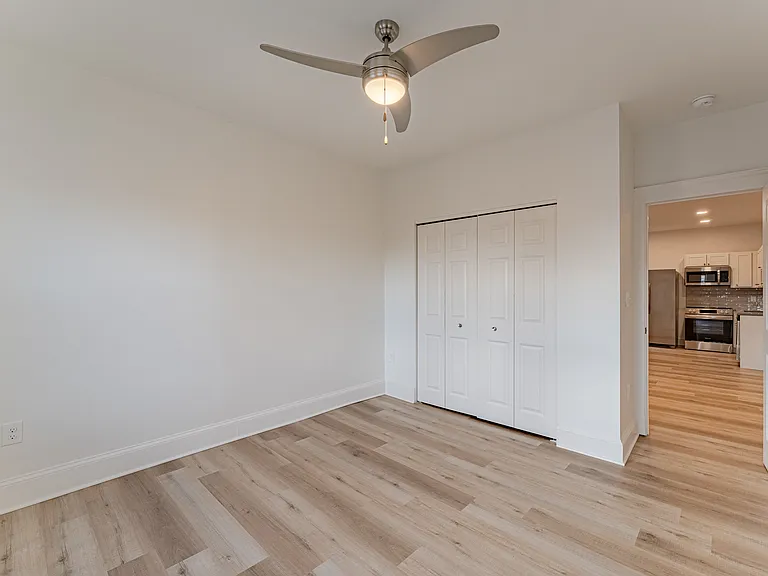 5430 Detroit Ave #103 — Photo 9