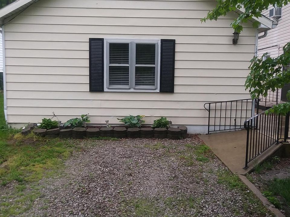 1st image of 1416 2nd Ave