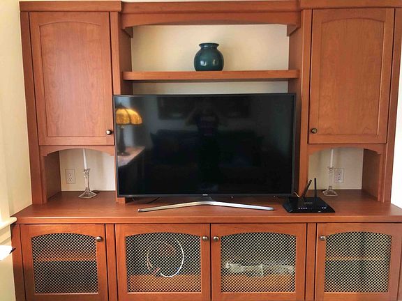 2nd image of 1026 Pine St #5-ID1049506P