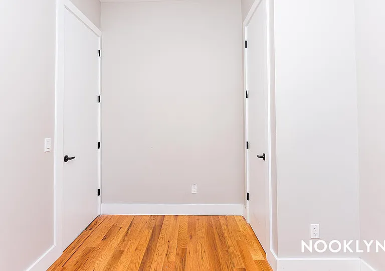 566 Maple St #2F — Photo 16