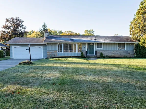 161 Brentview Dr, Grafton, OH 44044