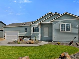 8326 N Oak Ct, Spokane, WA 99208