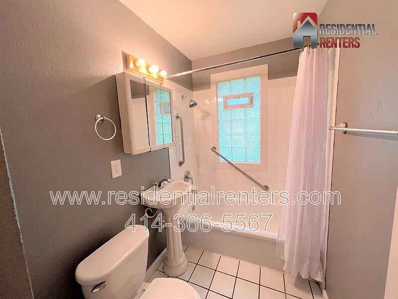 2 bed, 1.0 bath, 792 sqft, $1,475 — Photo 4