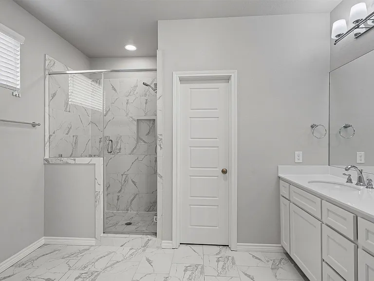 2611 McCart Ave — Photo 17
