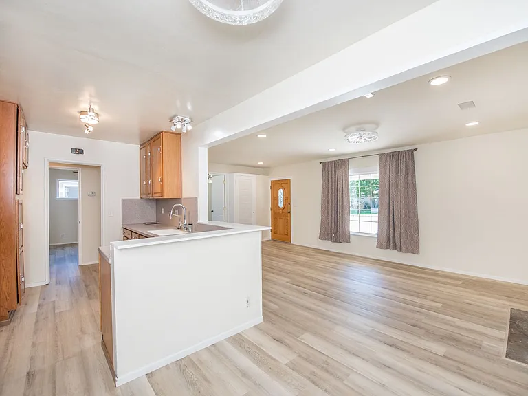 13391 Wynant Dr — Photo 12