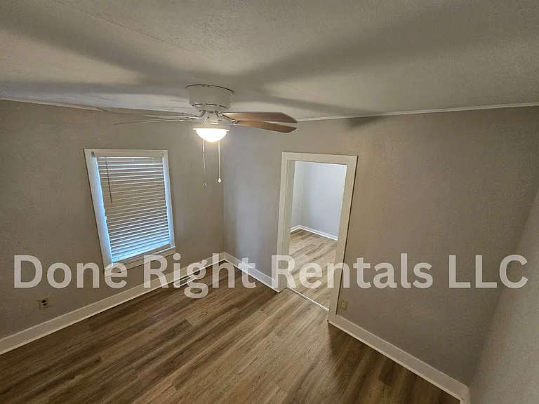 106 Cunningham Ave — Photo 9