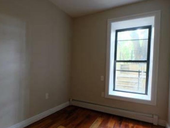 5th image of 1200 Tinton Ave