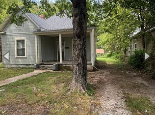 1207 W Florida Street, Springfield, MO 65803