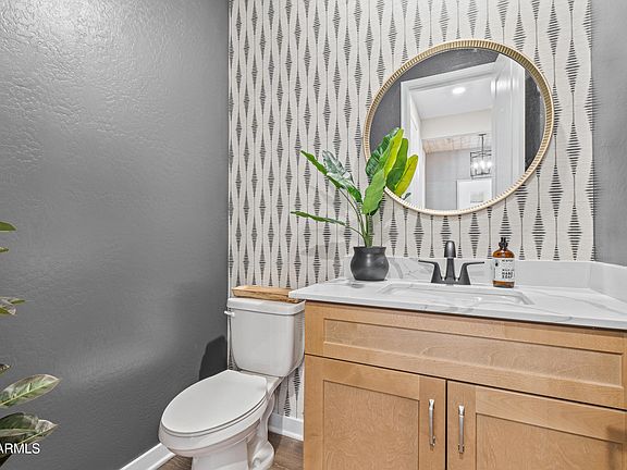 4th image of 24063 W PUEBLO Avenue
