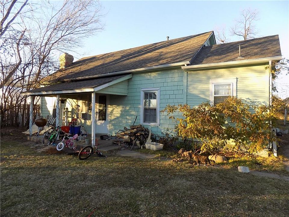 1st image of 725 E Rich St