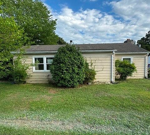 2nd image of 354 Marine Dr