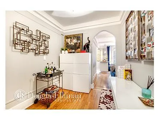 Rented by Douglas Elliman | media 15